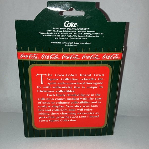 Coca-Cola Town Square Figures -NIB- Set of 3- Model T- Couple - Skater - Picture 6 of 11